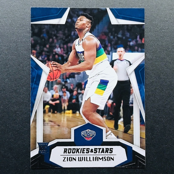 Zion Williamson RC - 2019-20 Panini Chronicles Rookies and Stars #699 - Picture 1 of 2